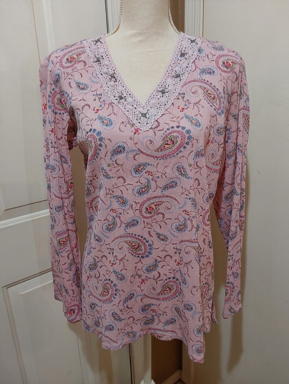 🌺 NWT Lemon Grass Studio Pink Paisley V-Neck Long Sleeve Tunic Blouse